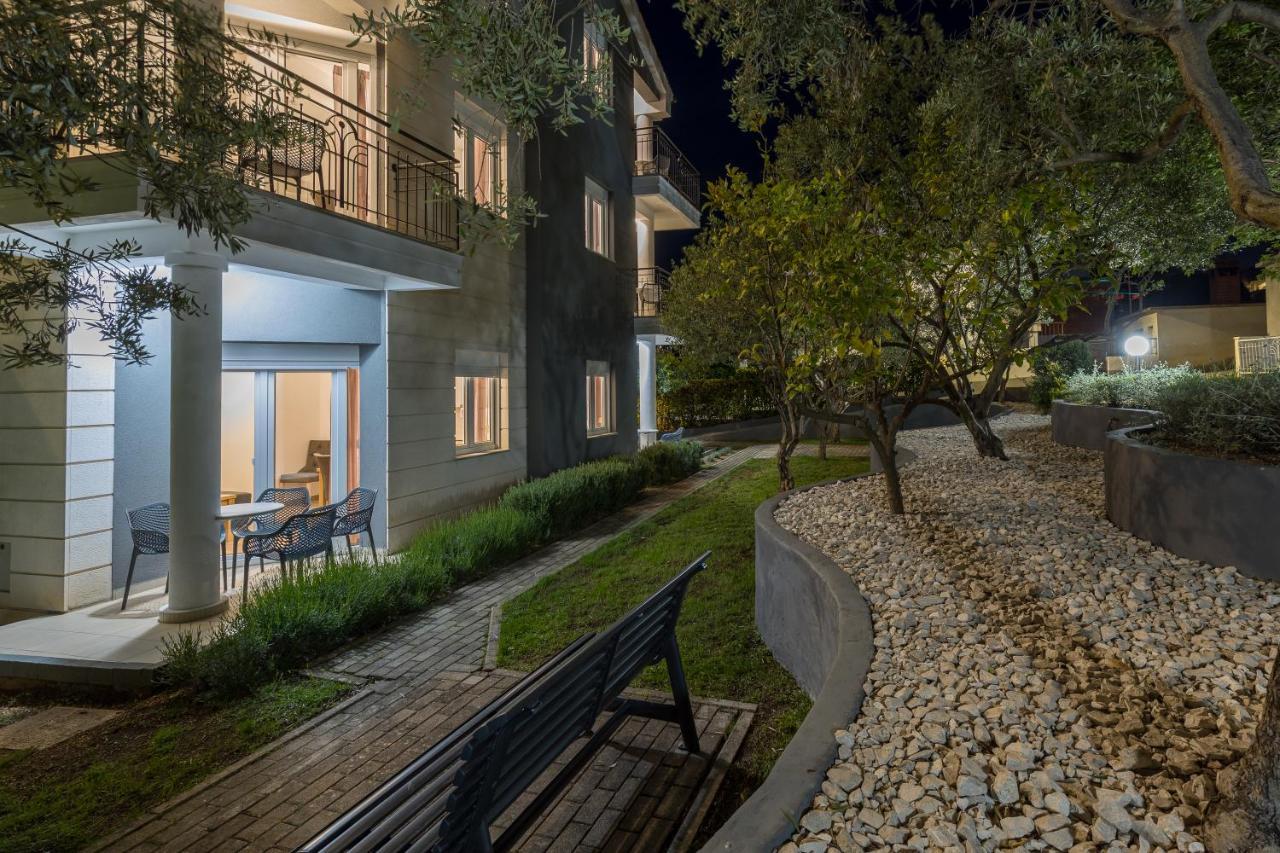Villa Mihaela Трогир Экстерьер фото