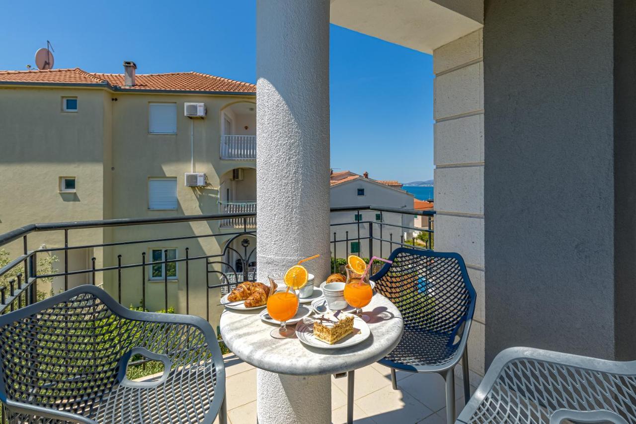Villa Mihaela Трогир Экстерьер фото